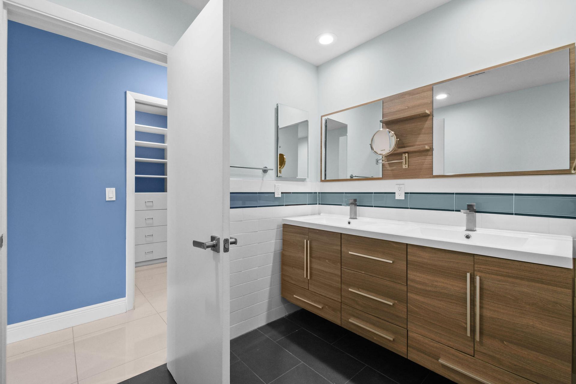 1100 Surf Road, Unit 214, Singer Island, FL 33404 Photo