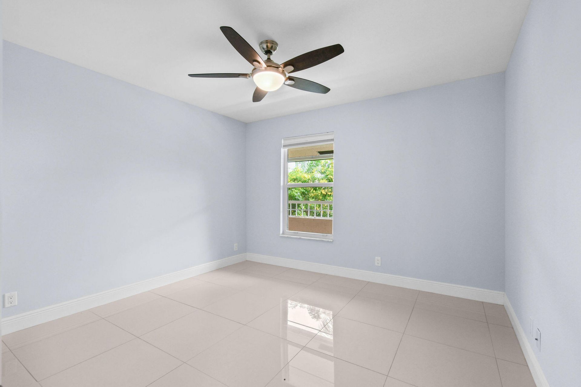 1100 Surf Road, Unit 214, Singer Island, FL 33404 Photo