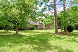 1895 Columbia Road Road photo 4