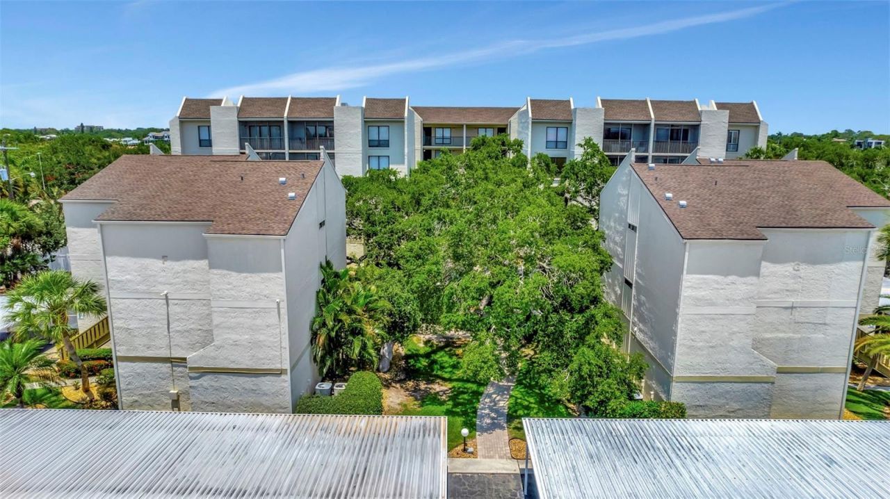 6157 Midnight Pass Road, Unit E24, Sarasota, FL 34242 Photo