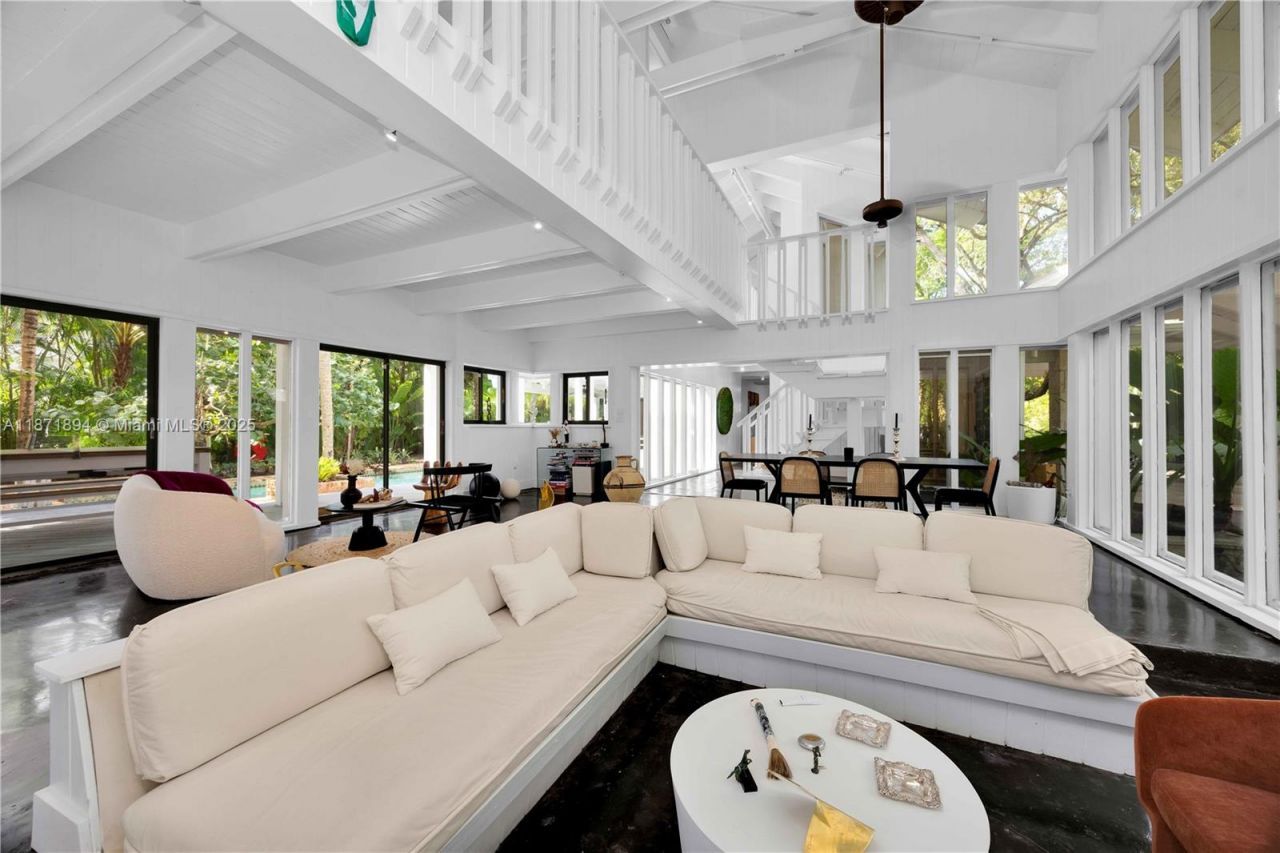 5600 Oakwood Ln, Coral Gables, FL 33156 Photo