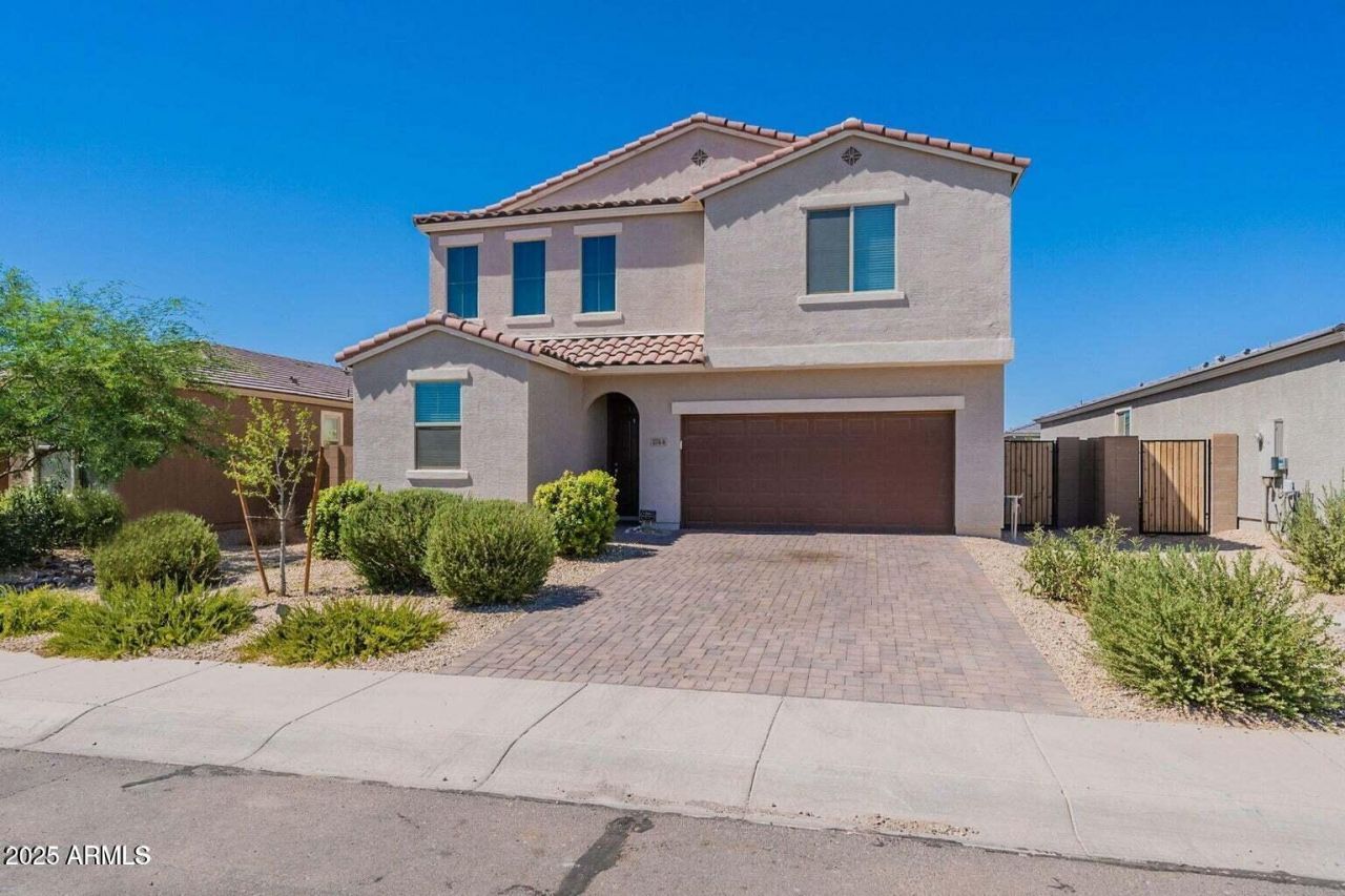1744 W Hopi Drive, Coolidge, AZ 85128 Main Photo