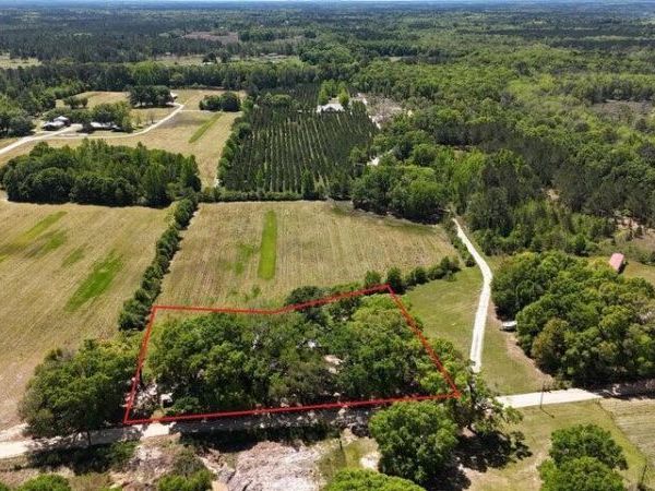 1479 Curry Ferry Road, Bonifay, FL 32425