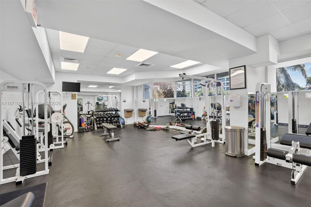 5900 Collins Ave, Unit 1607, Miami Beach, FL 33140 Photo