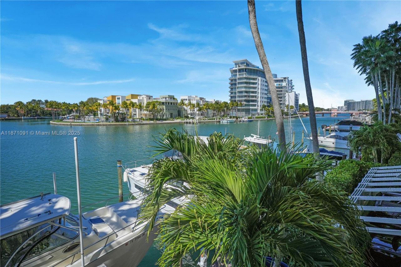 5900 Collins Ave, Unit 1607, Miami Beach, FL 33140 Photo