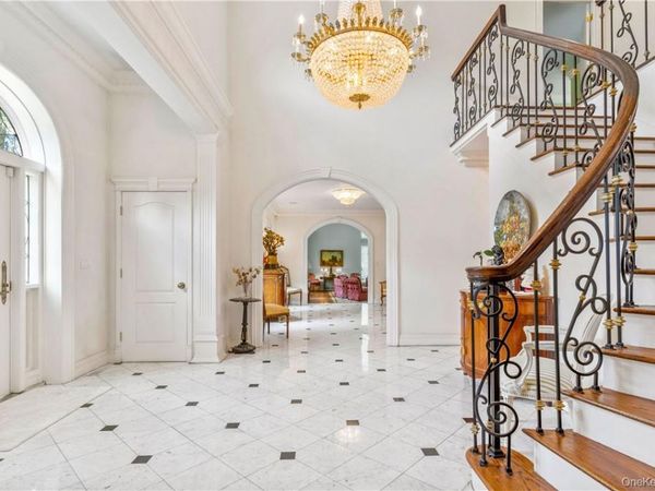 6 Love Lane, Harrison, NY 10528