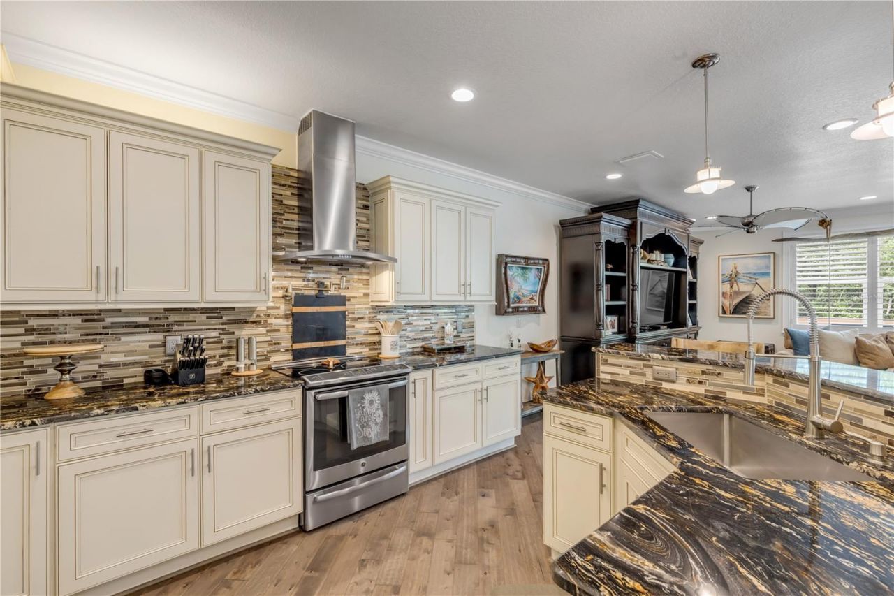 123 Marina Bay Drive, New Smyrna Beach, FL 32169 Photo