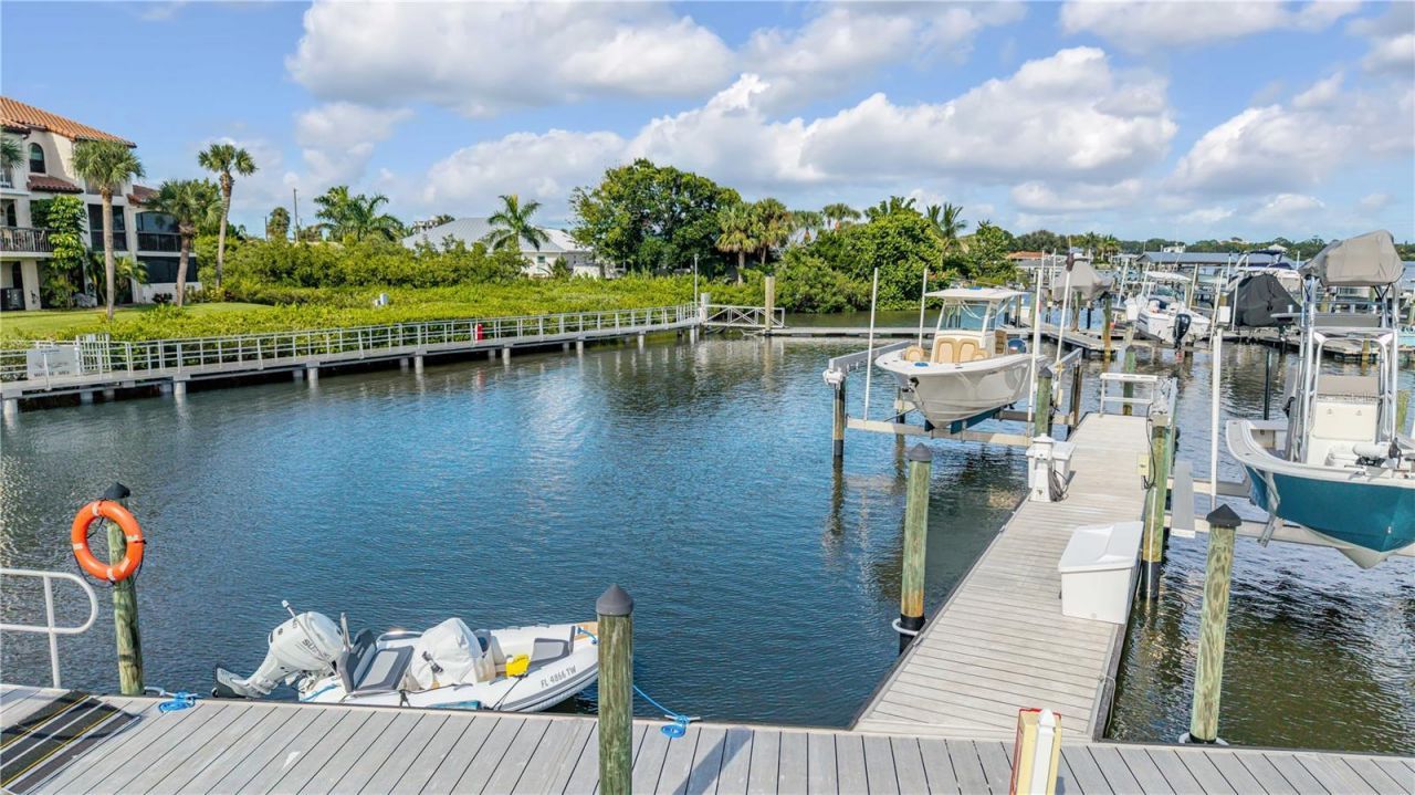 123 Marina Bay Drive, New Smyrna Beach, FL 32169 Photo