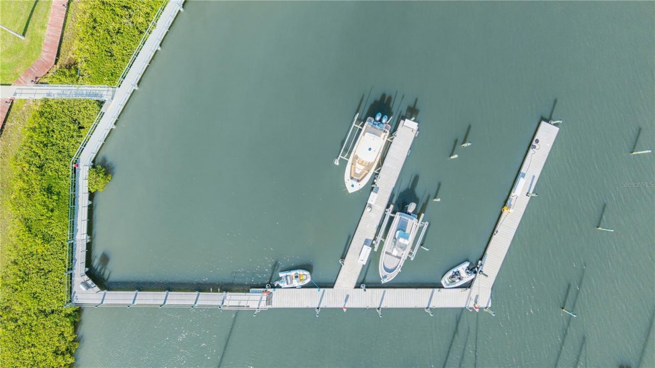 123 Marina Bay Drive, New Smyrna Beach, FL 32169 Photo