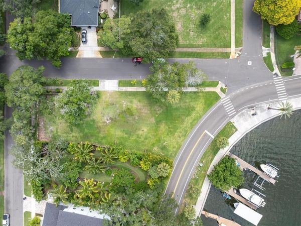 1956 COFFEE POT BOULEVARD NE, ST PETERSBURG, FL 33704