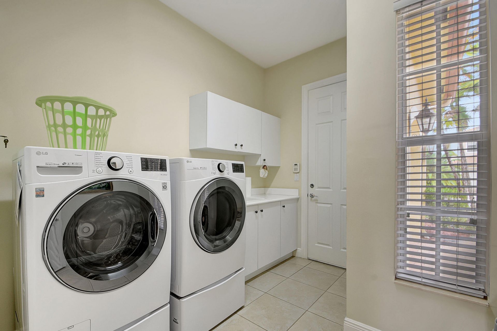 8123 Woodslanding Trail, West Palm Beach, FL 33411 Photo