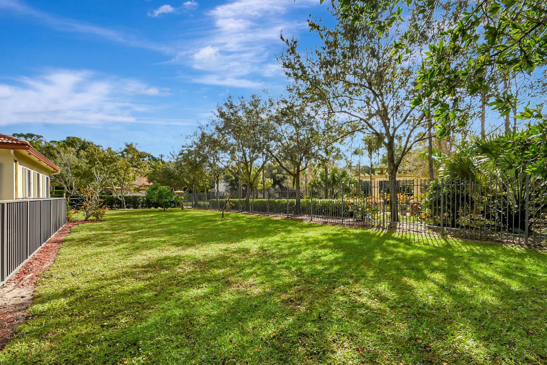 8123 Woodslanding Trail, West Palm Beach, FL 33411 Photo