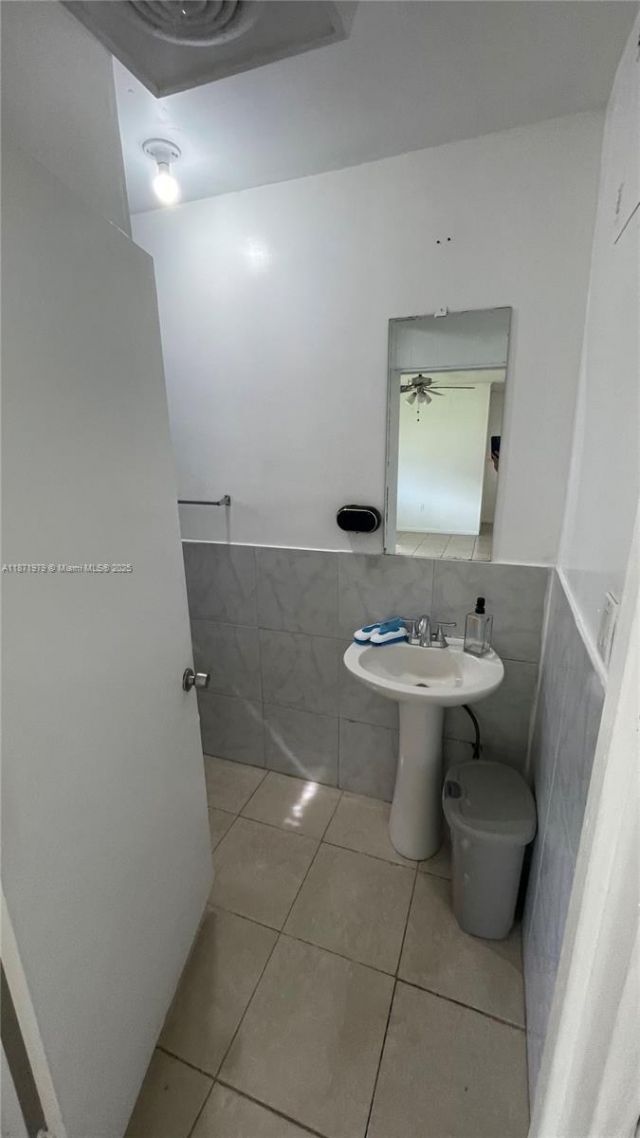 301 N 67th Ave, Hollywood, FL 33024 Photo