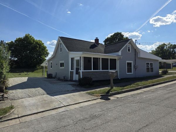 518 Locust Street, Saint Marys, OH 45885