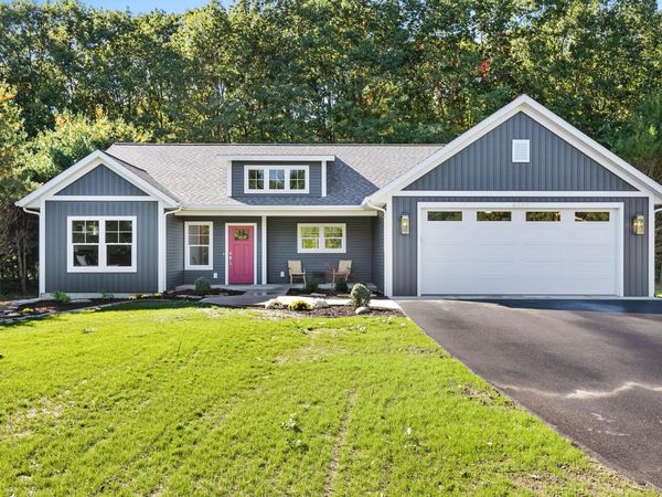 168 Toby Road NW, Sparta, MI 49345