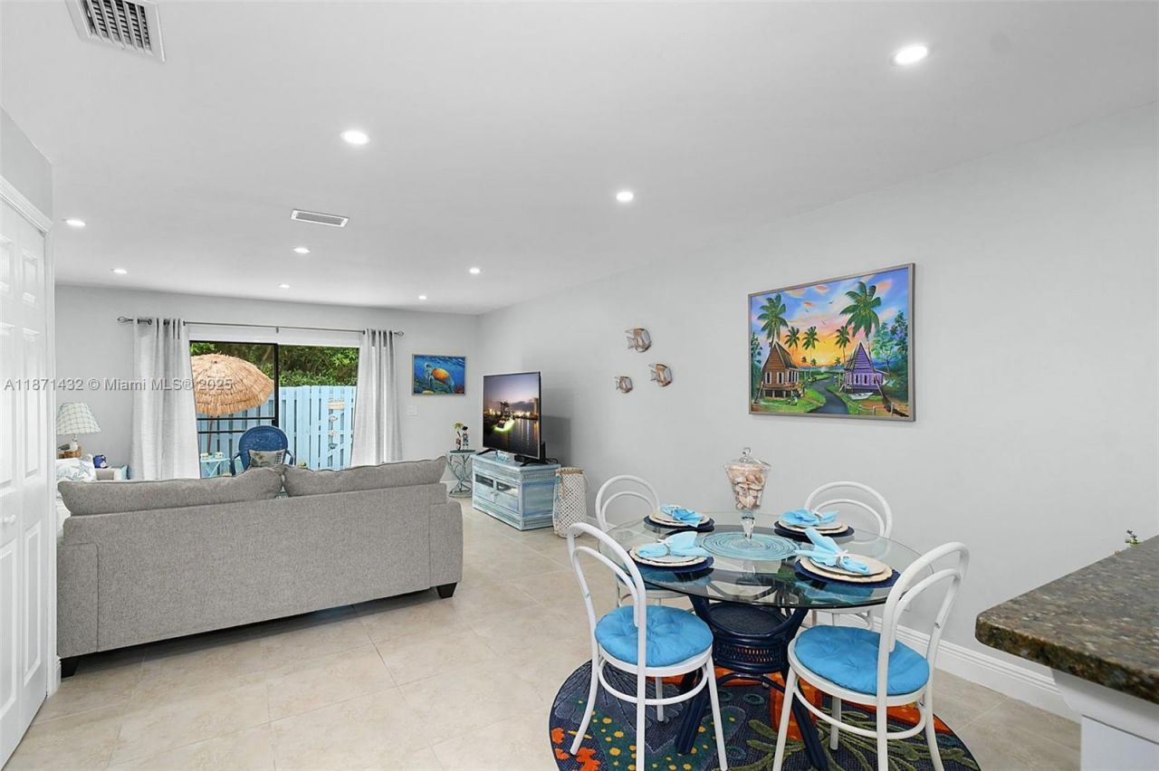 9421 S Ocean Dr, Unit 90, Jensen Beach, FL 34957 Photo