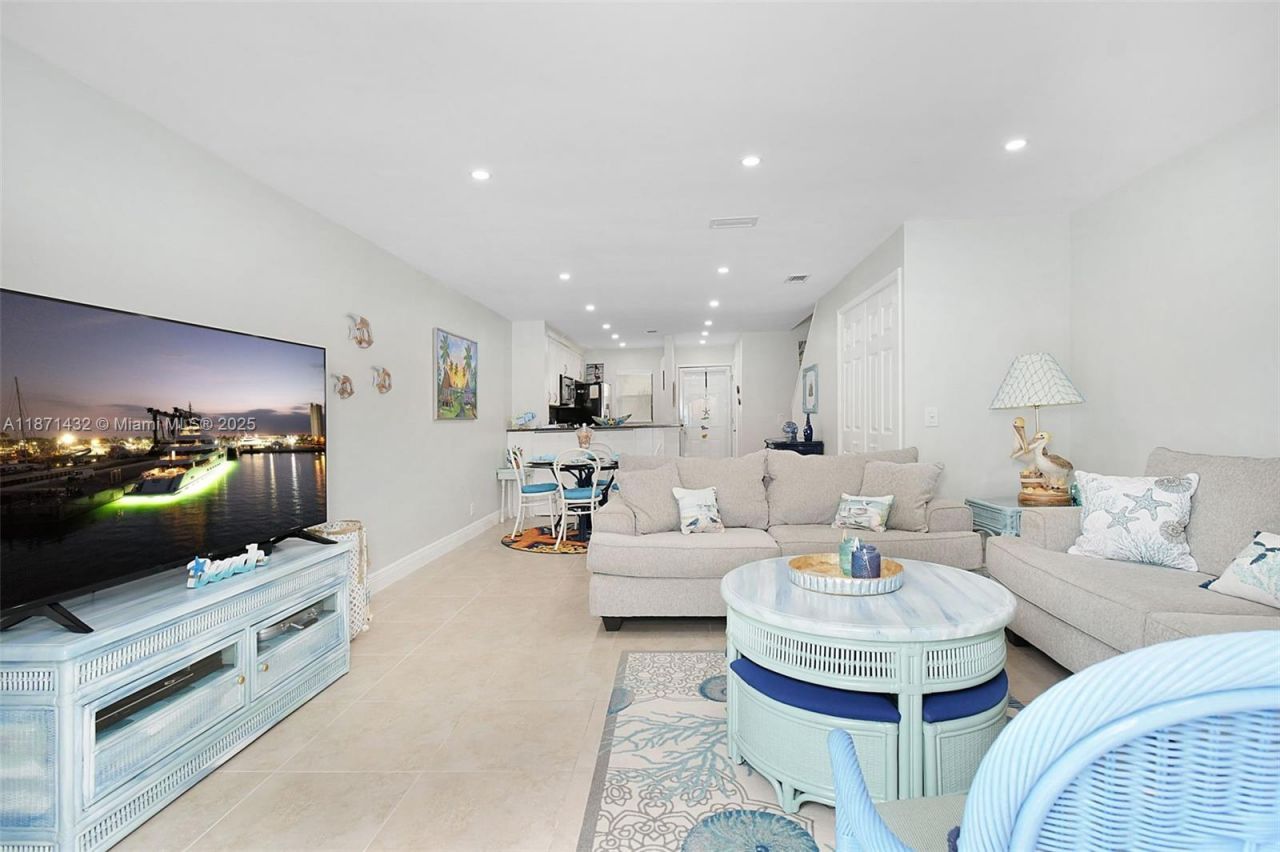 9421 S Ocean Dr, Unit 90, Jensen Beach, FL 34957 Photo