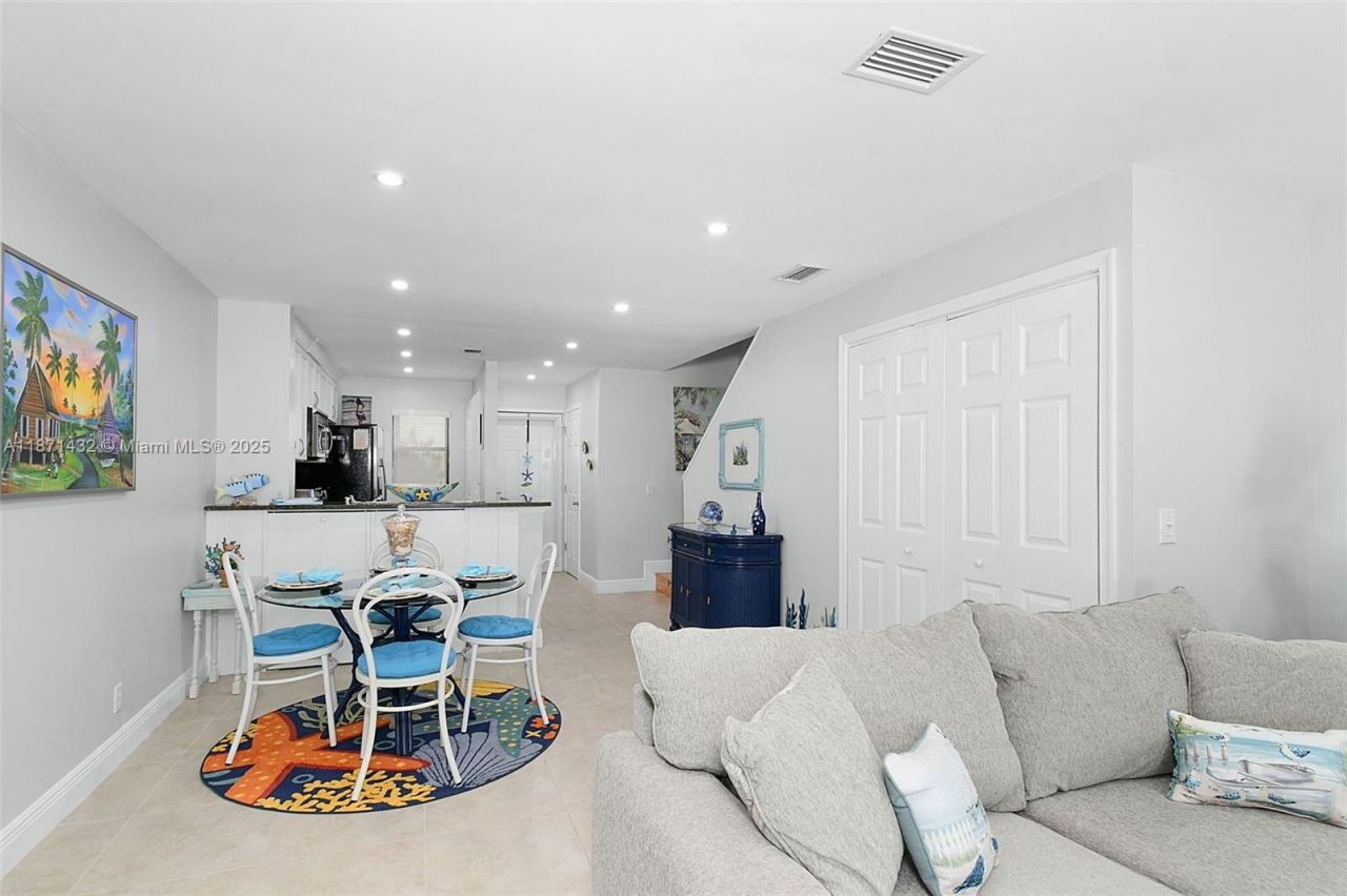 9421 S Ocean Dr, Unit 90, Jensen Beach, FL 34957 Photo