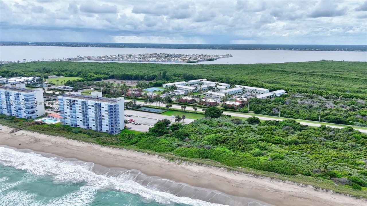 9421 S Ocean Dr, Unit 90, Jensen Beach, FL 34957 Photo