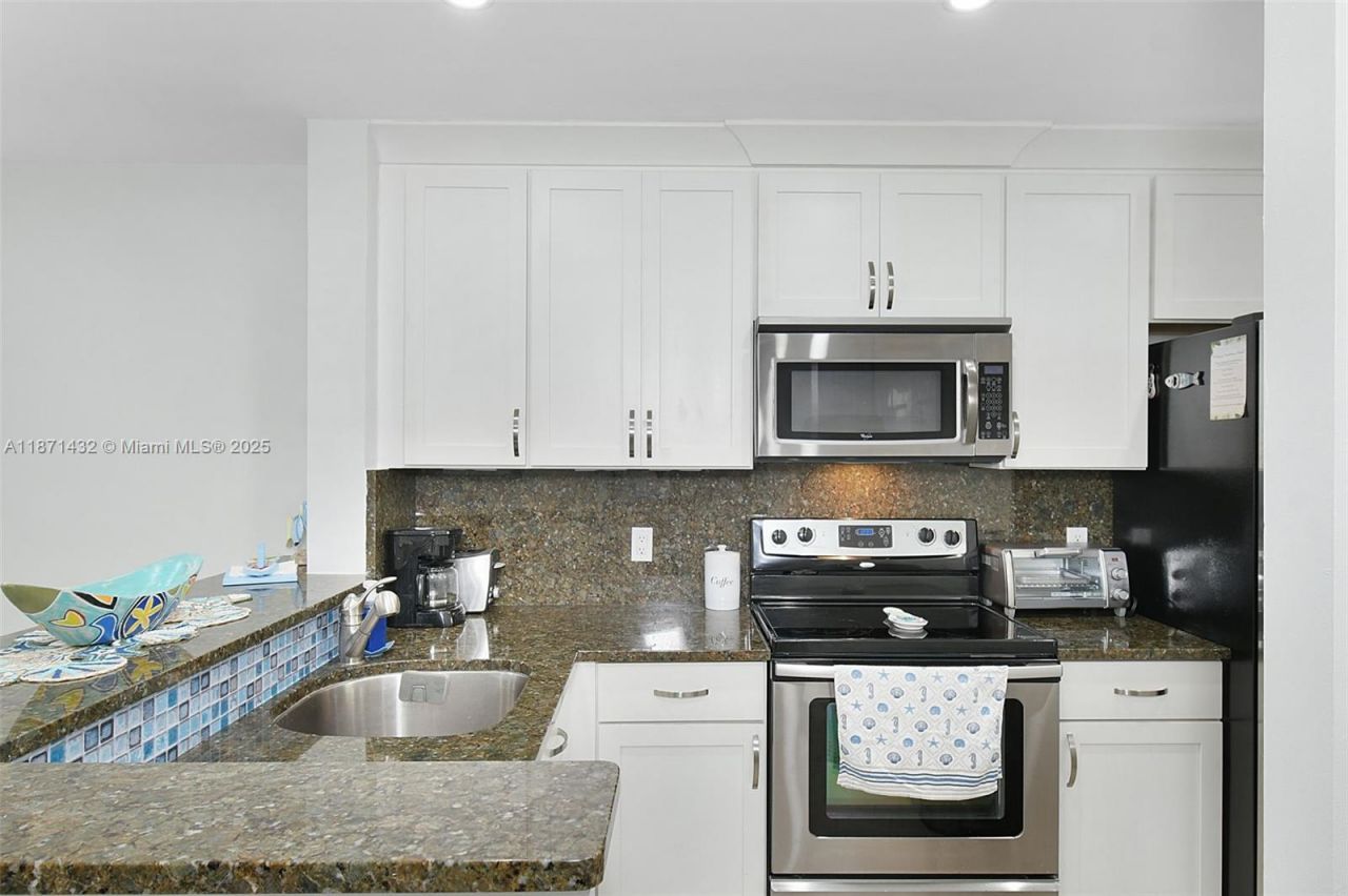 9421 S Ocean Dr, Unit 90, Jensen Beach, FL 34957 Photo