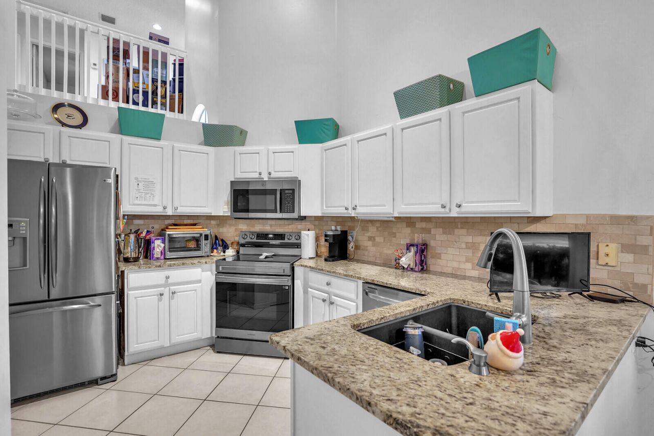 10673 Pelican Drive, Wellington, FL 33414 Photo