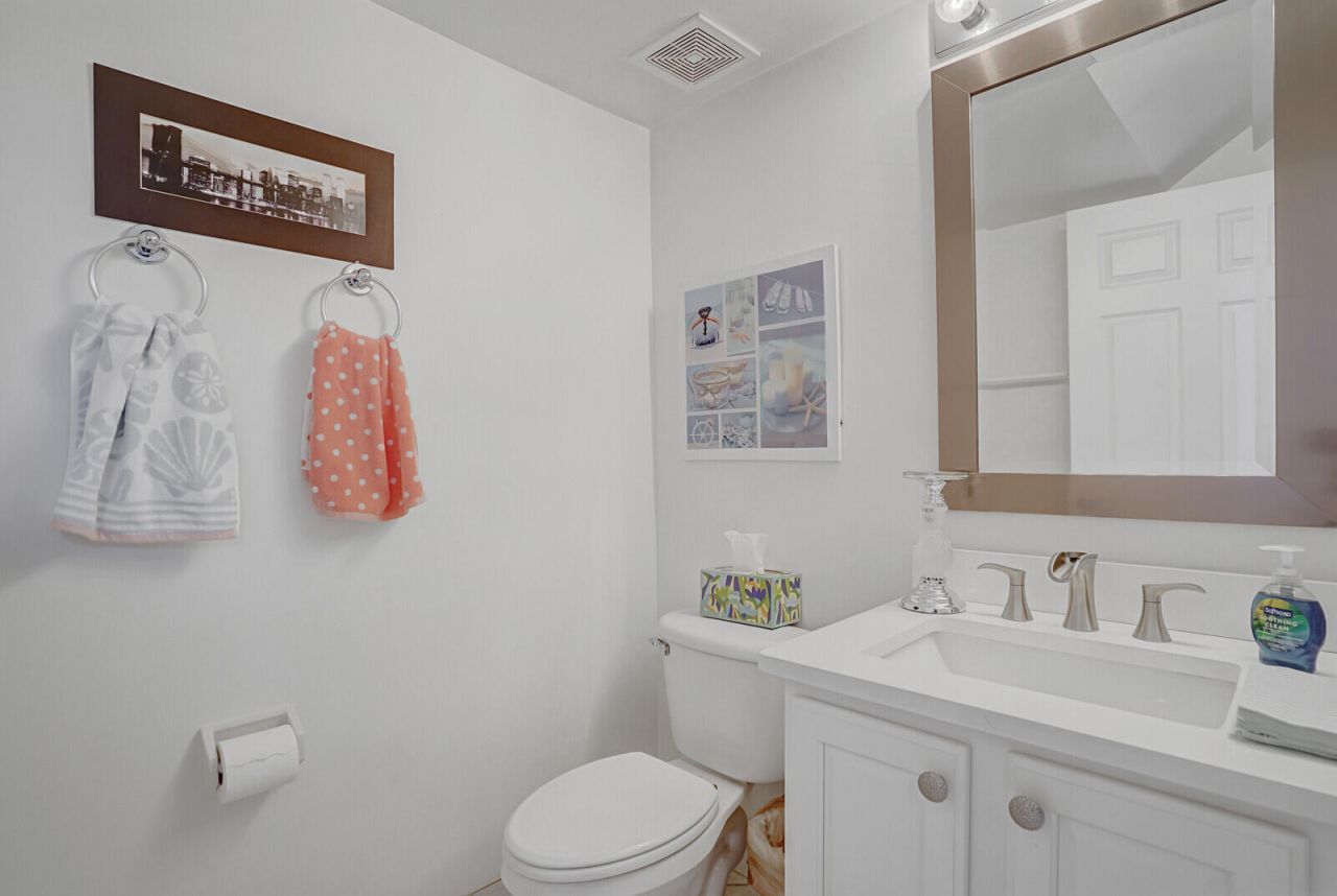 10673 Pelican Drive, Wellington, FL 33414 Photo