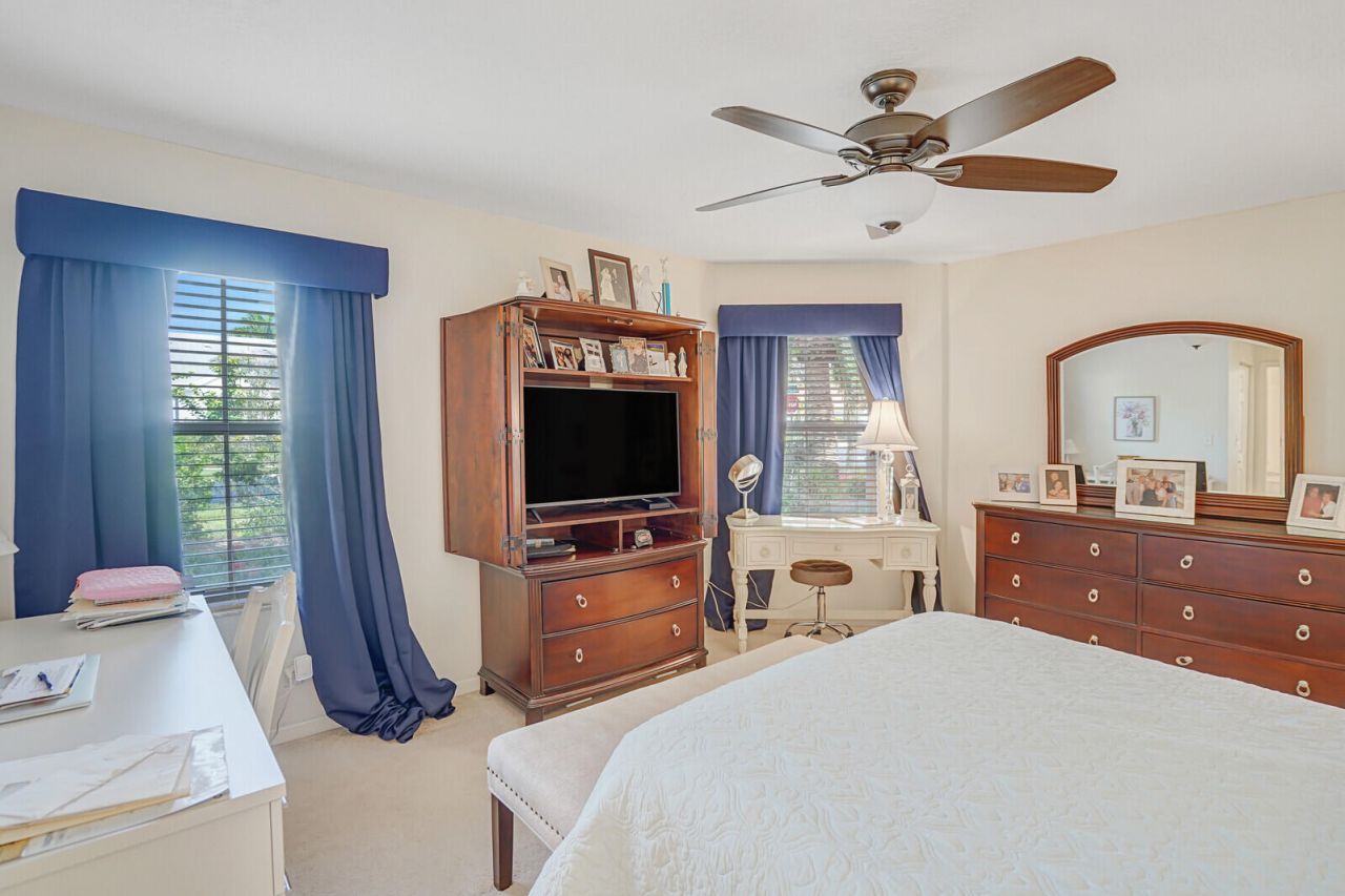 10673 Pelican Drive, Wellington, FL 33414 Photo