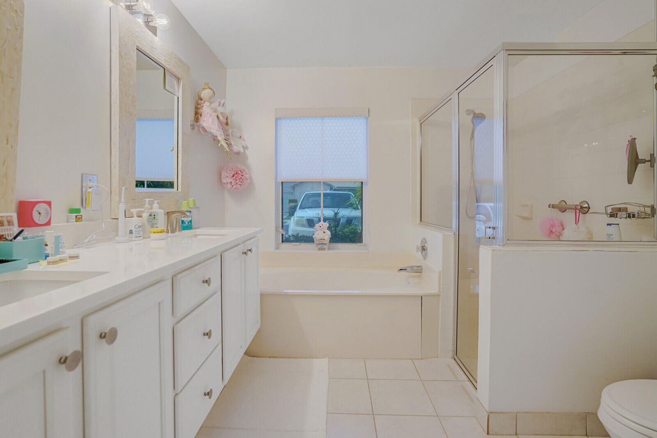 10673 Pelican Drive, Wellington, FL 33414 Photo