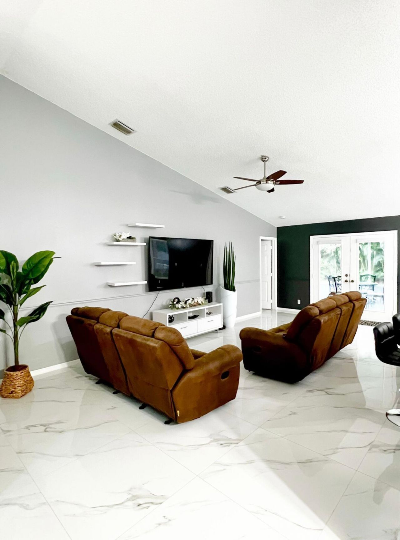 15854 N 92nd Ct Court N, The Acreage, FL 33412 Photo