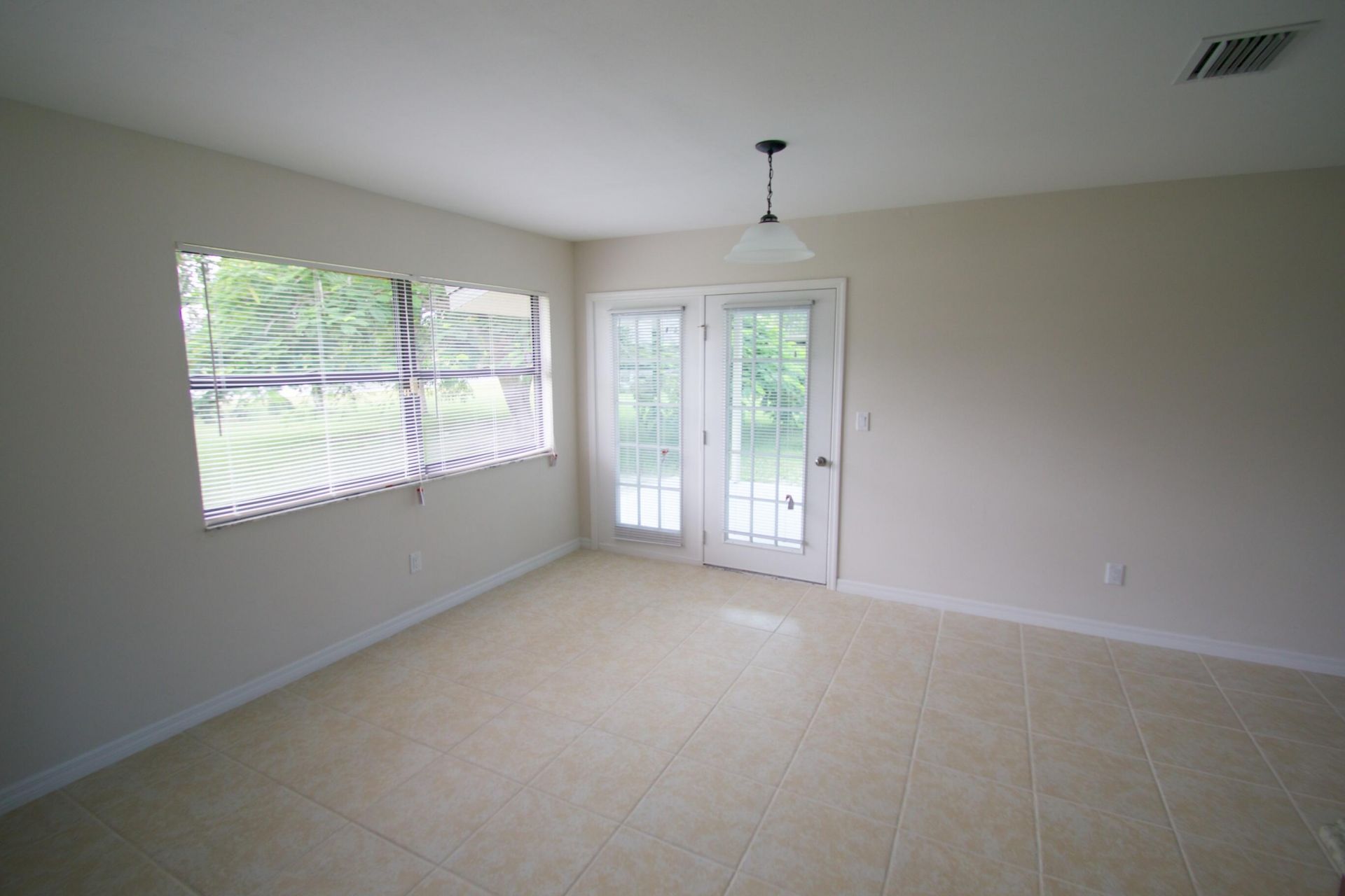 2256 SE East Dunbrooke Circle, Port Saint Lucie, FL 34952 Photo