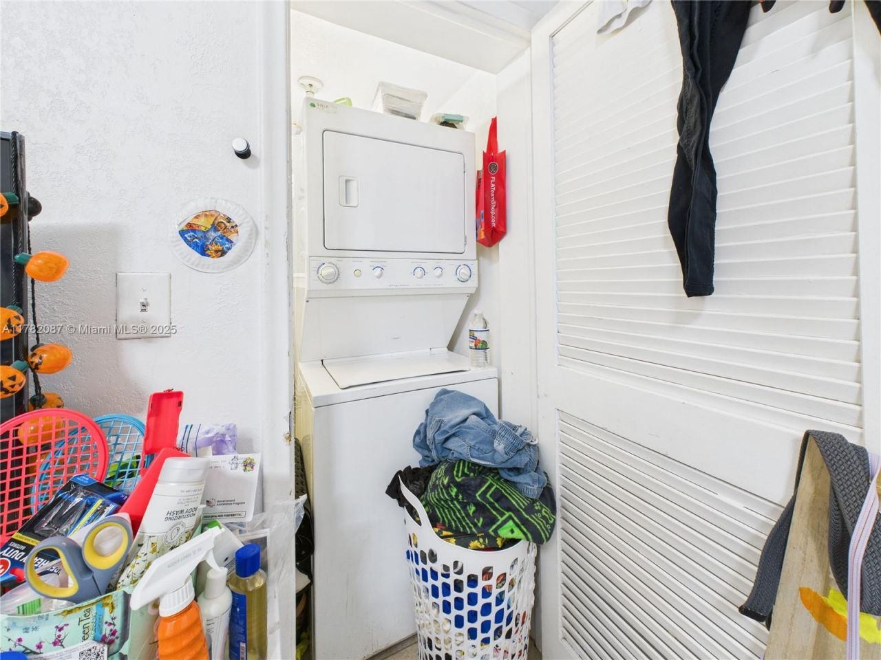 1713 SW 11th Ct, Fort Lauderdale, FL 33312 Photo