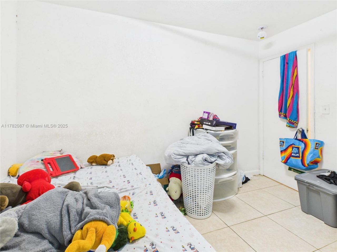 1713 SW 11th Ct, Fort Lauderdale, FL 33312 Photo