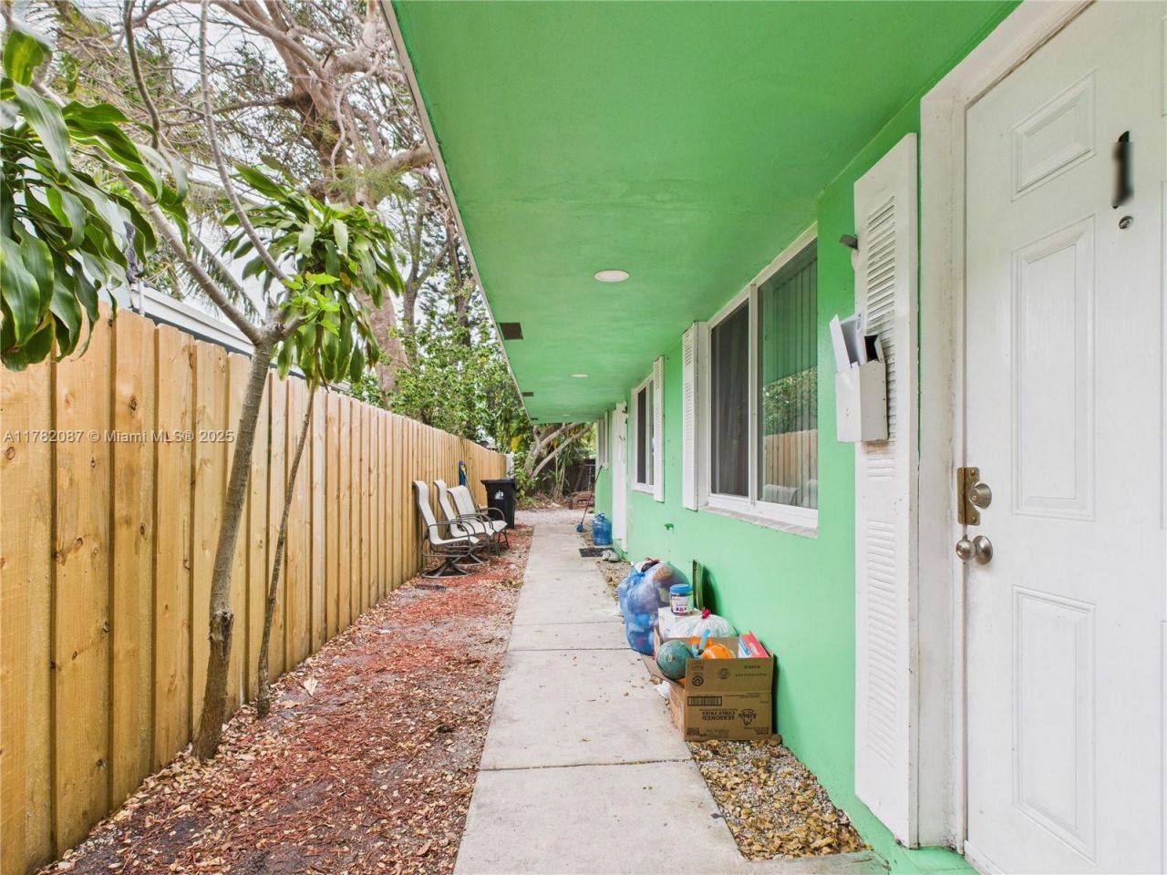 1713 SW 11th Ct, Fort Lauderdale, FL 33312 Photo