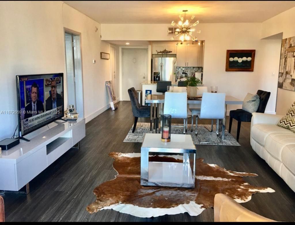 11111 Biscayne Blvd, Unit 4D, Miami, FL 33181 Photo