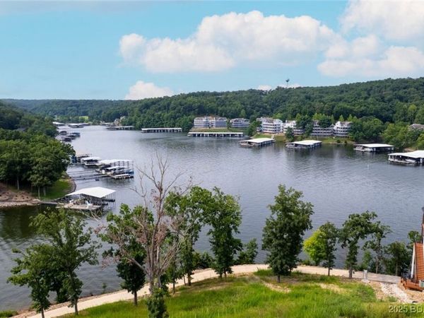 54 Barolo Drive, Camdenton, MO 65020