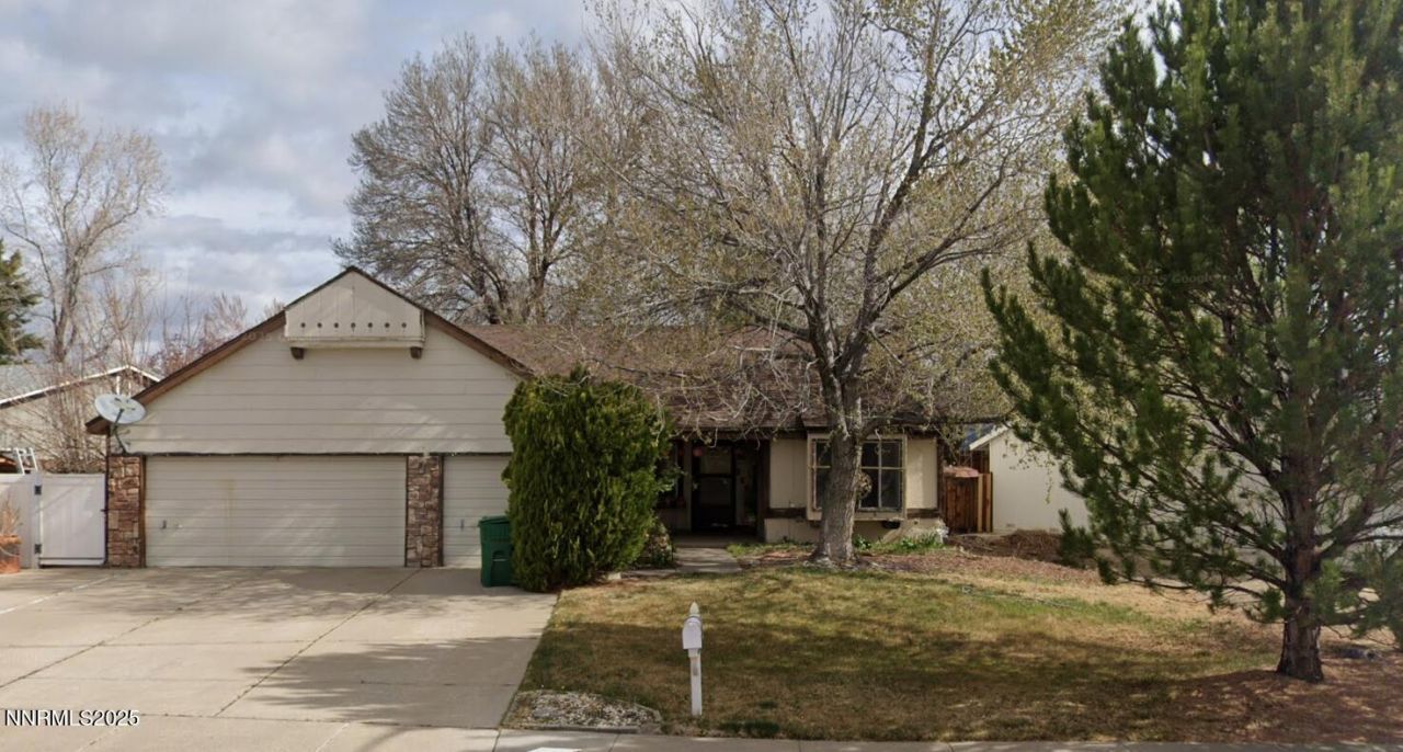 2688 Laguna Way, Sparks, NV 89434 Photo