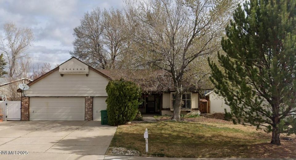 2688 Laguna Way, Sparks, NV 89434 Photo