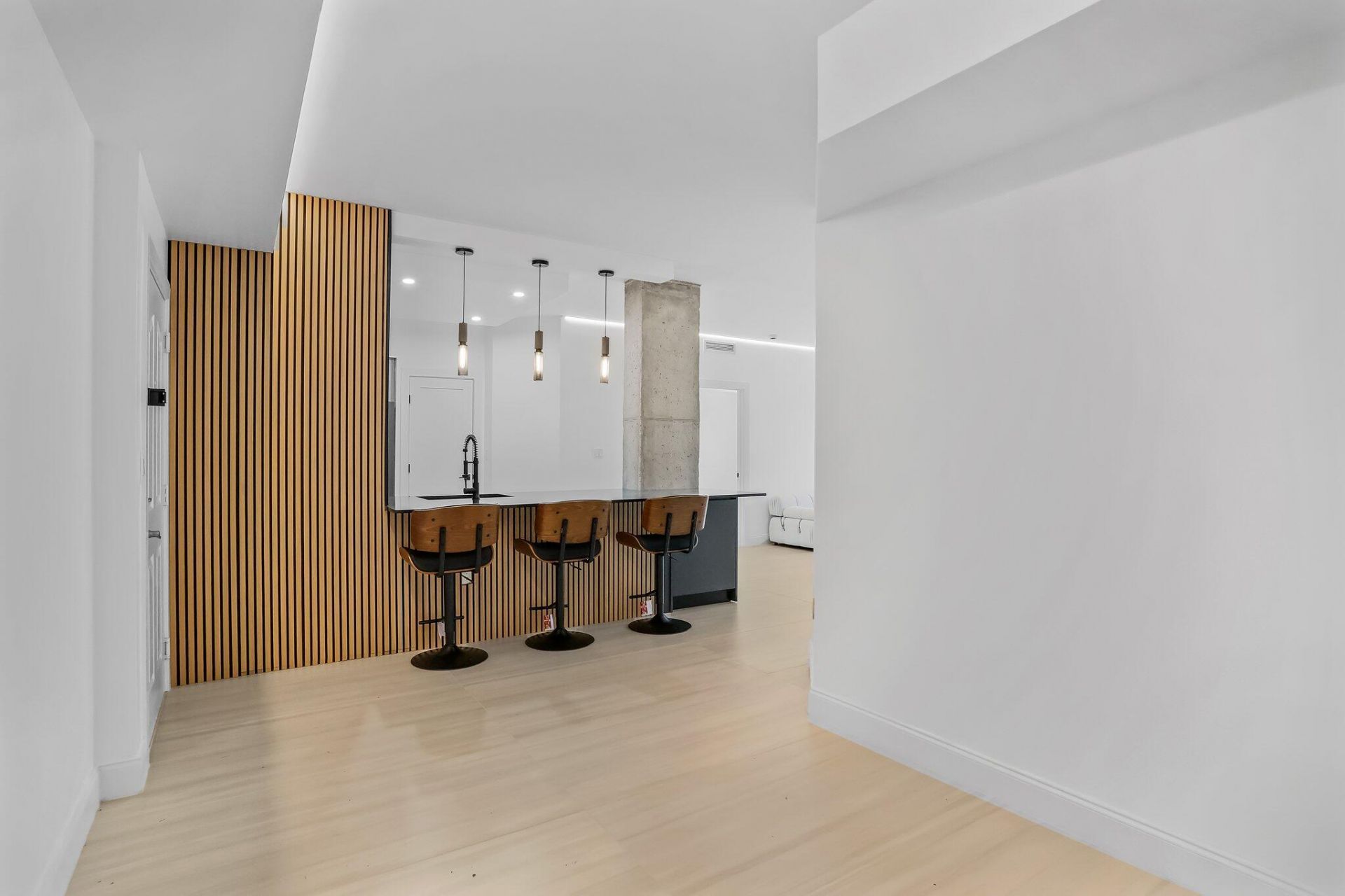 250 NE 3rd Avenue, Unit 1414, Delray Beach, FL 33444 Photo