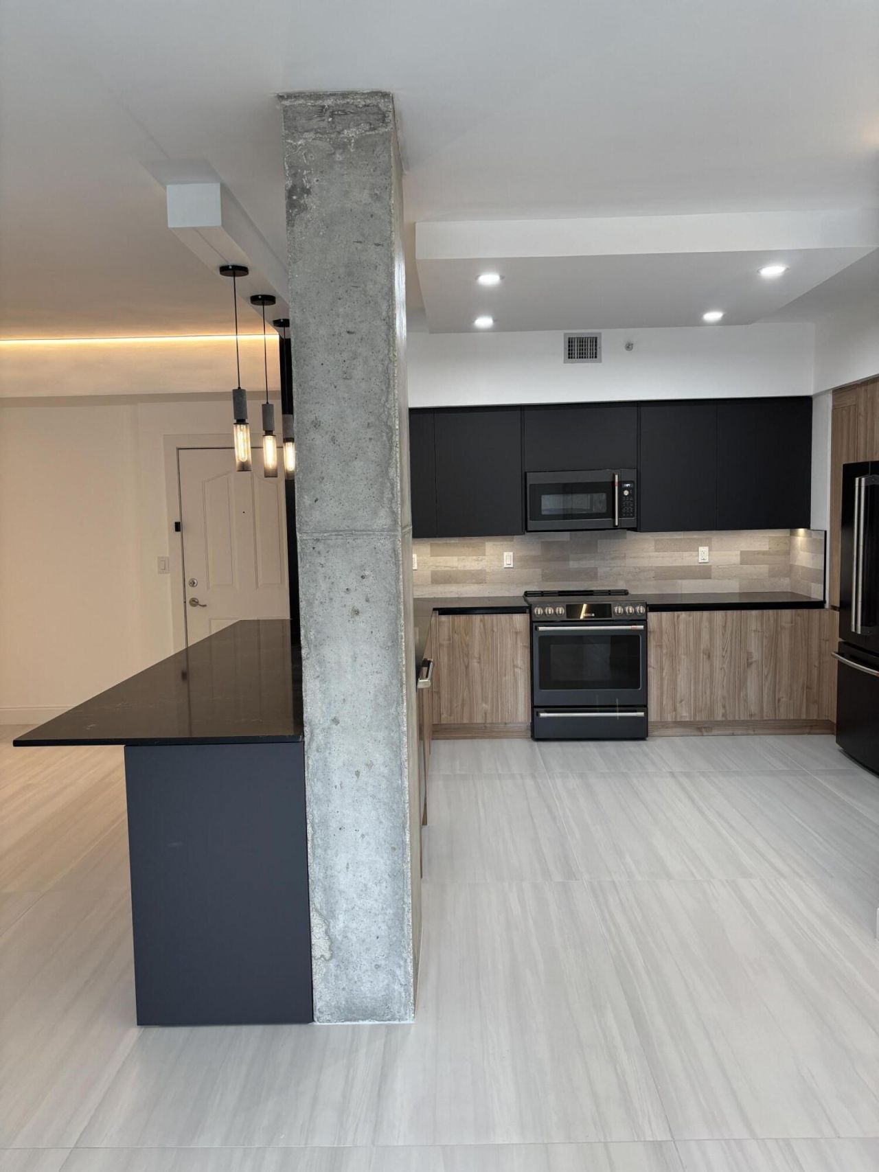 250 NE 3rd Avenue, Unit 1414, Delray Beach, FL 33444 Photo