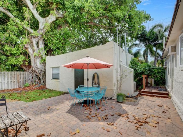 830 Valley Forge Road, Unit Casita, West Palm Beach, FL 33405