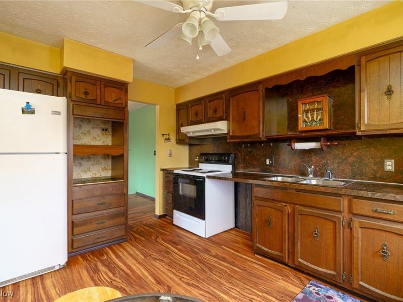 6747 Giddings Road, Rootstown, OH 44272 Photo 11