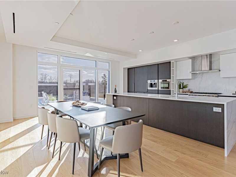 22700 Lake Road, Unit 504, Rocky River, OH 44116 Photo 10