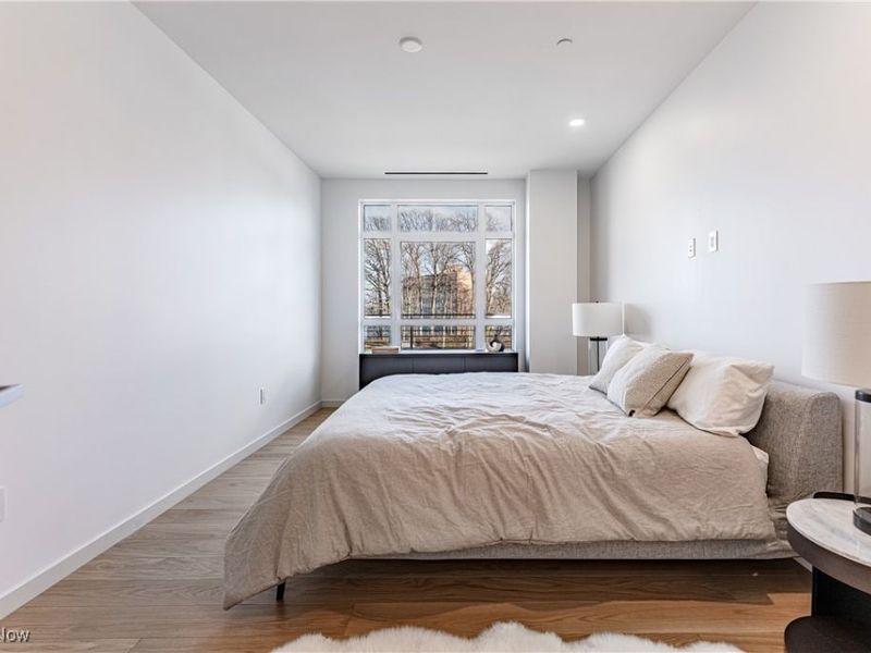 22700 Lake Road, Unit 504, Rocky River, OH 44116 Photo 15