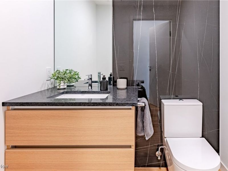 22700 Lake Road, Unit 504, Rocky River, OH 44116 Photo 27