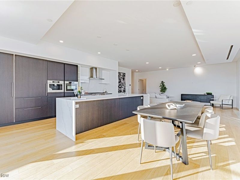 22700 Lake Road, Unit 504, Rocky River, OH 44116 Photo 9