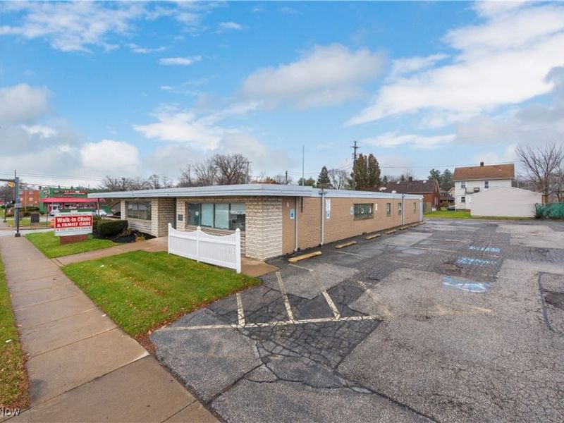 3665 W 117th Street, Cleveland, OH 44111 Photo 5