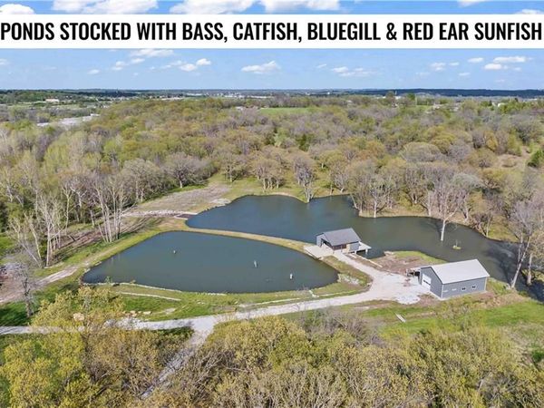 6205 S Chiles Road, Blue Springs, MO 64014