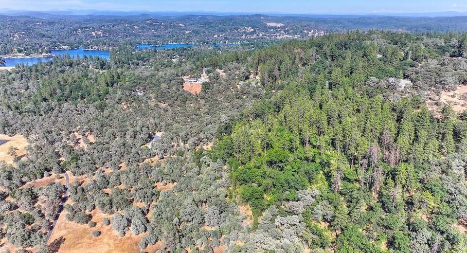 24316 Timber Ridge Dr, Auburn, CA 95602 Photo