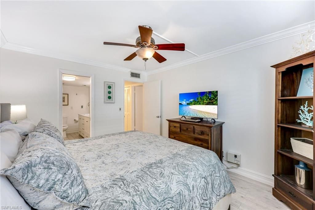 766 Central Ave, Unit 117, Naples, FL 34102 Photo