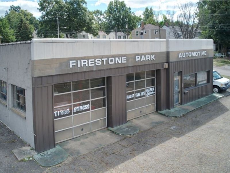 1555 Brown Street, Akron, OH 44301 Photo 2